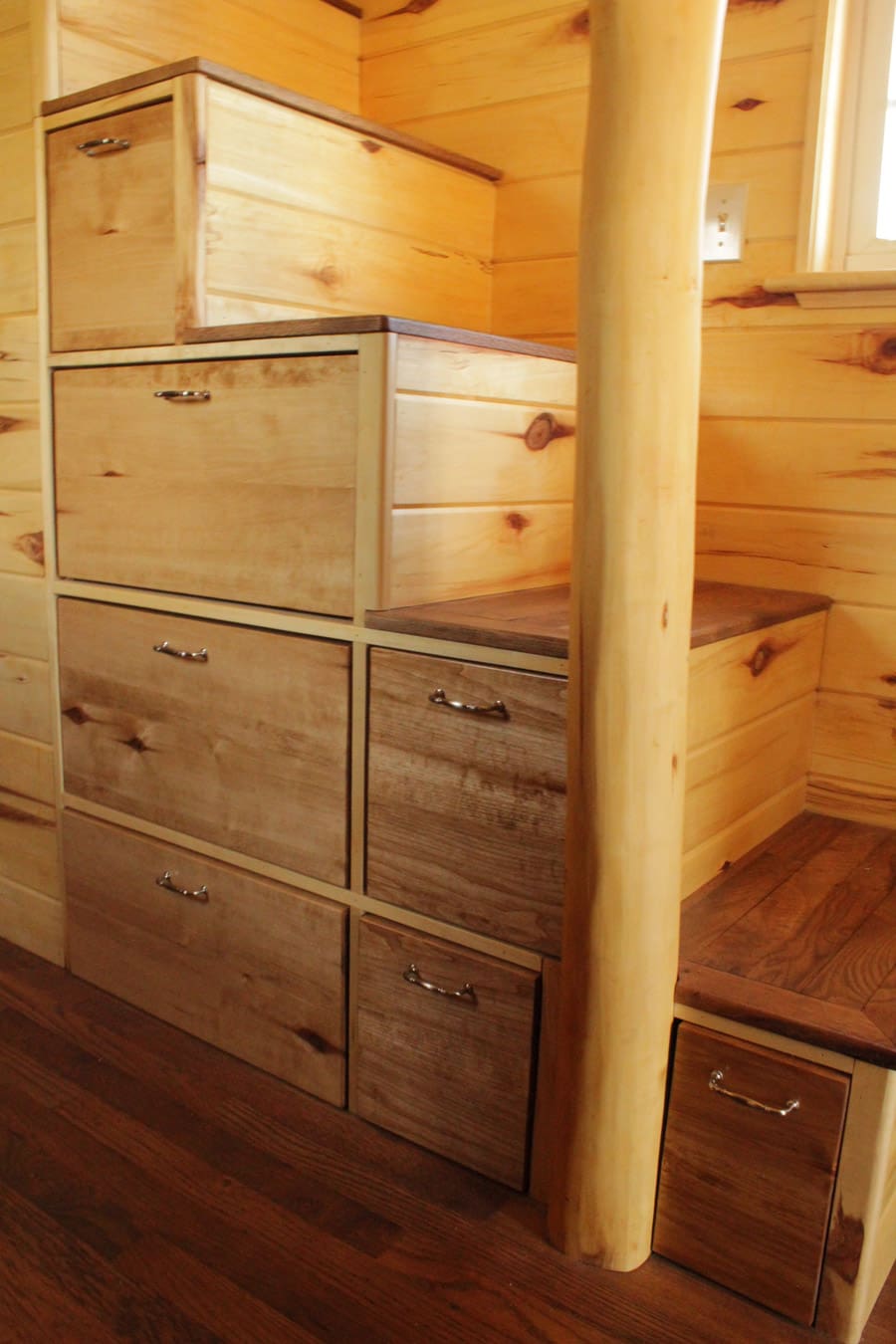 erin-and-dondis-tiny-house-4