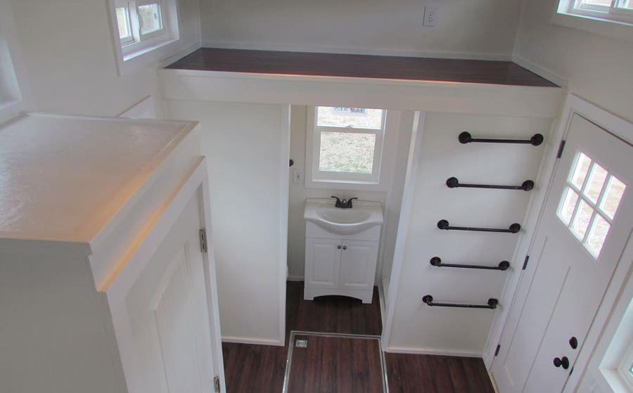 birchwood-tiny-house-5