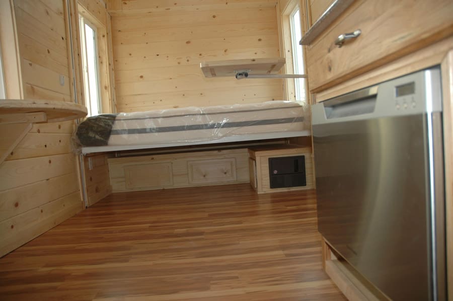 elecric-bed-tiny-house-7