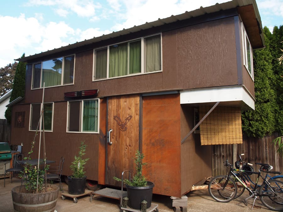 the-firebird-tiny-house-tiny-house-hotel-1