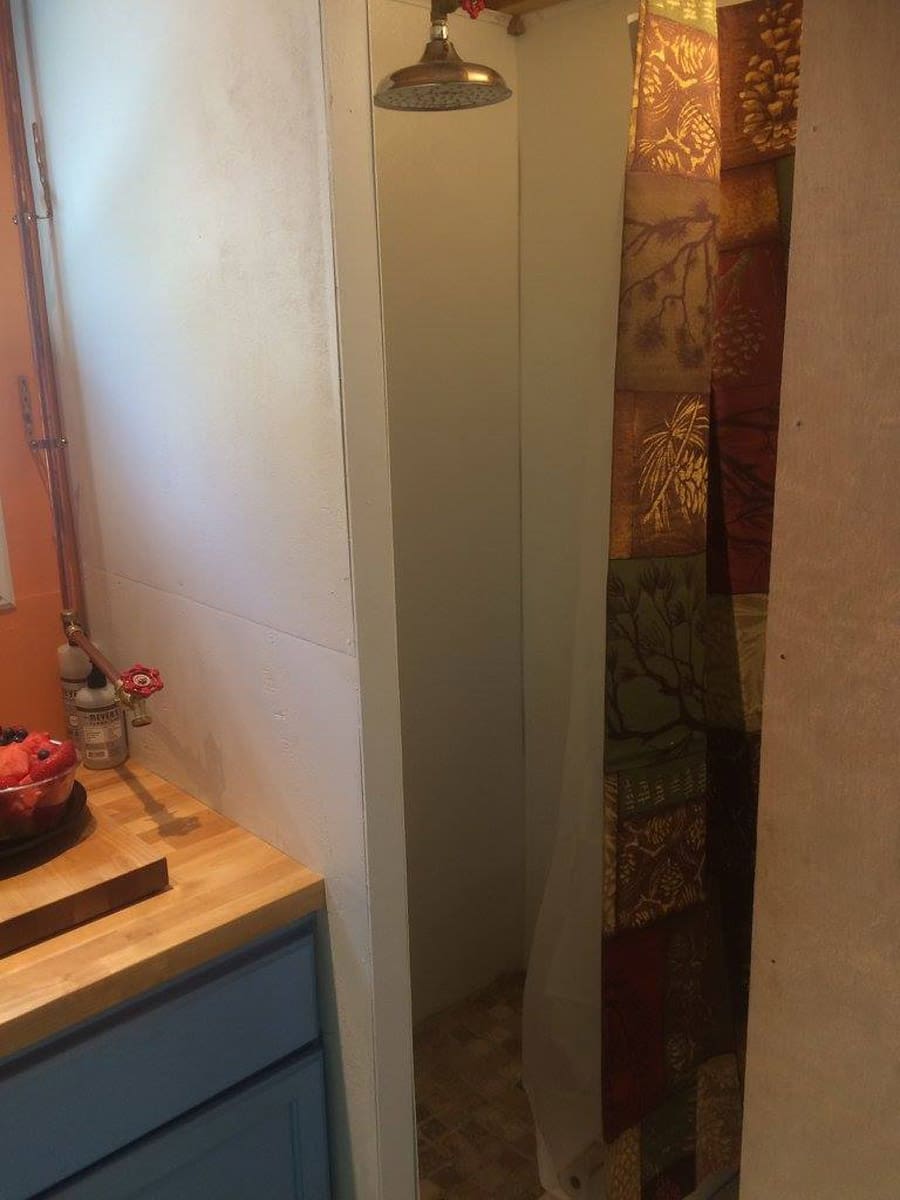 the-tiny-moving-castle-8