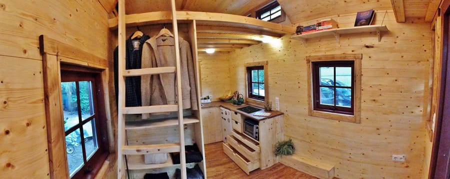 christiane-catalins-tiny house-4