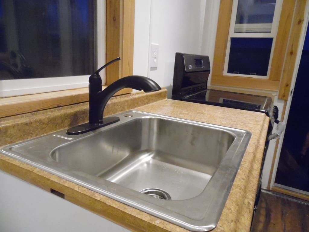 birchwood-tiny-house-8