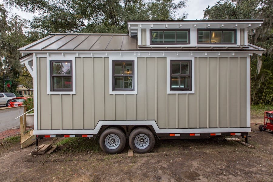 tiny-home-for-flood-victims-1