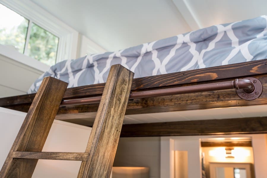 tiny-home-for-flood-victims-16