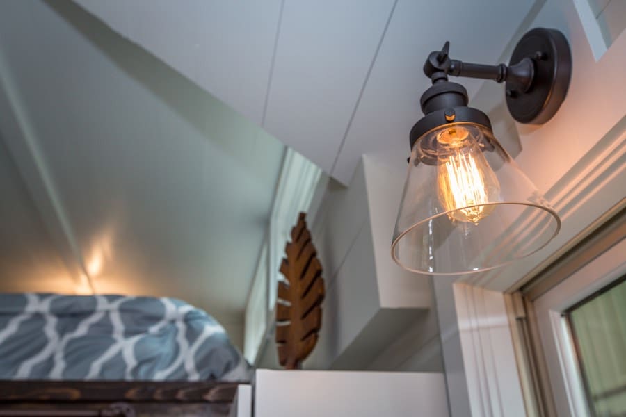 tiny-home-for-flood-victims-17