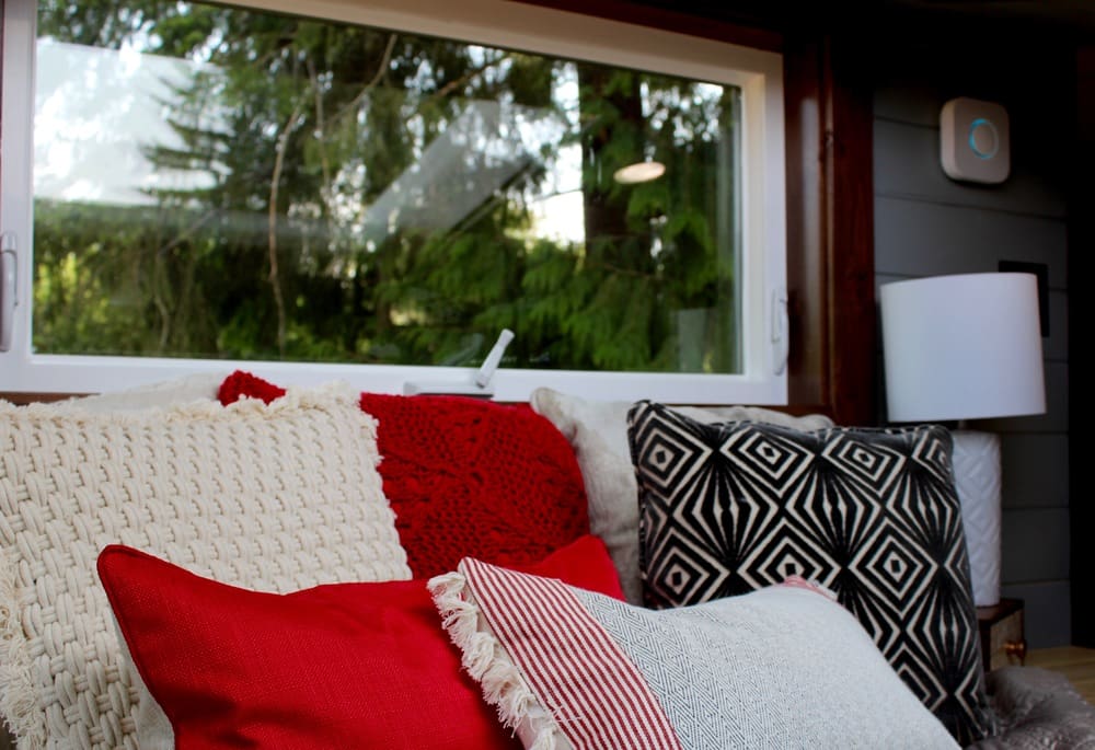 luxurious-tiny-heirmloom-custom-homes-6