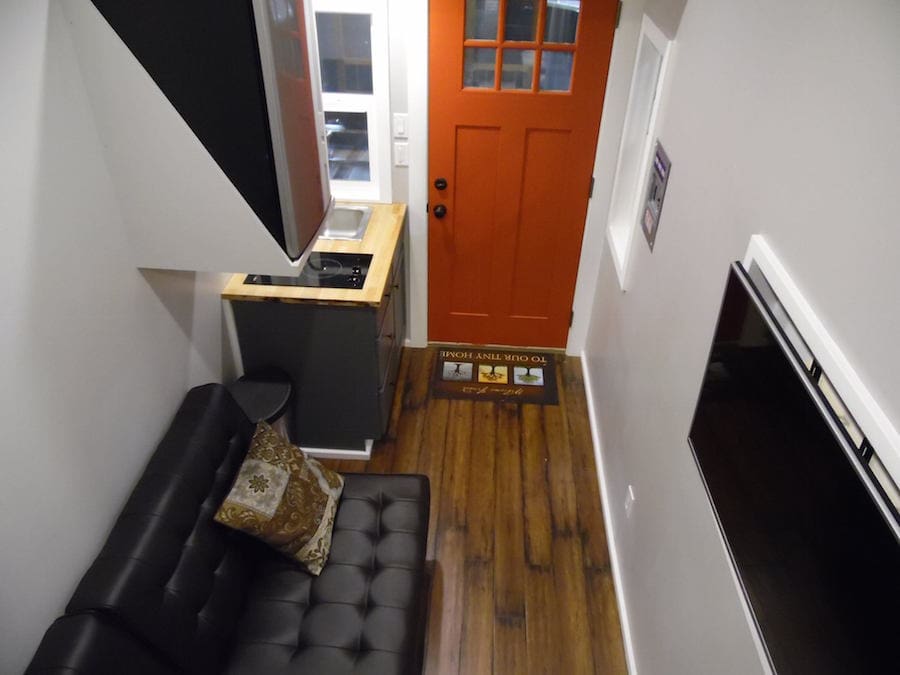 teeny-tiny-house-upper-valley-tiny-homes-6