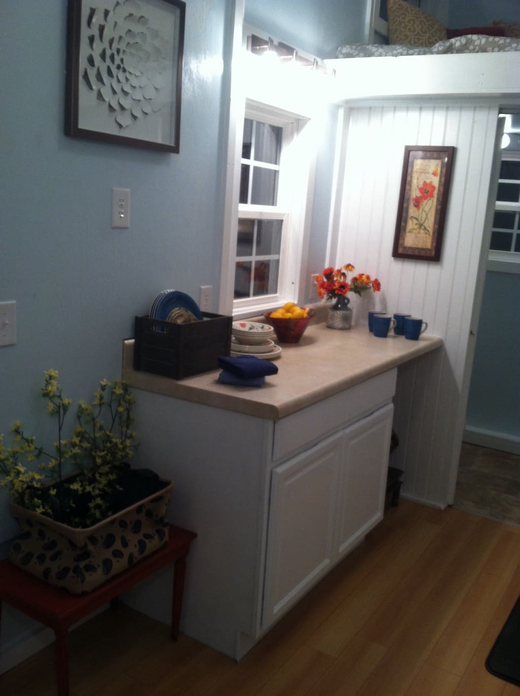 lightweight-tiny-house-incredible-tiny-homes-3