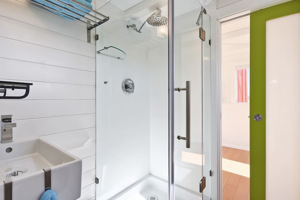 custom-tiny-tiny-living-homes-14