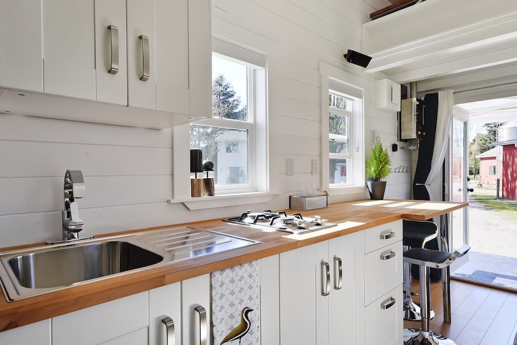 custom-tiny-tiny-living-homes-6