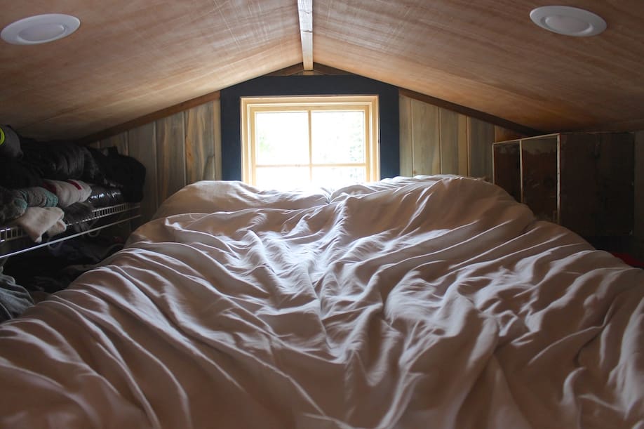 hand-crafted-tiny-house-8