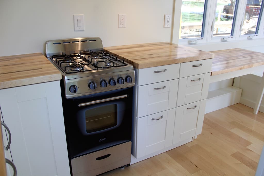 the-chickadee-brevard-tiny-house-company-3