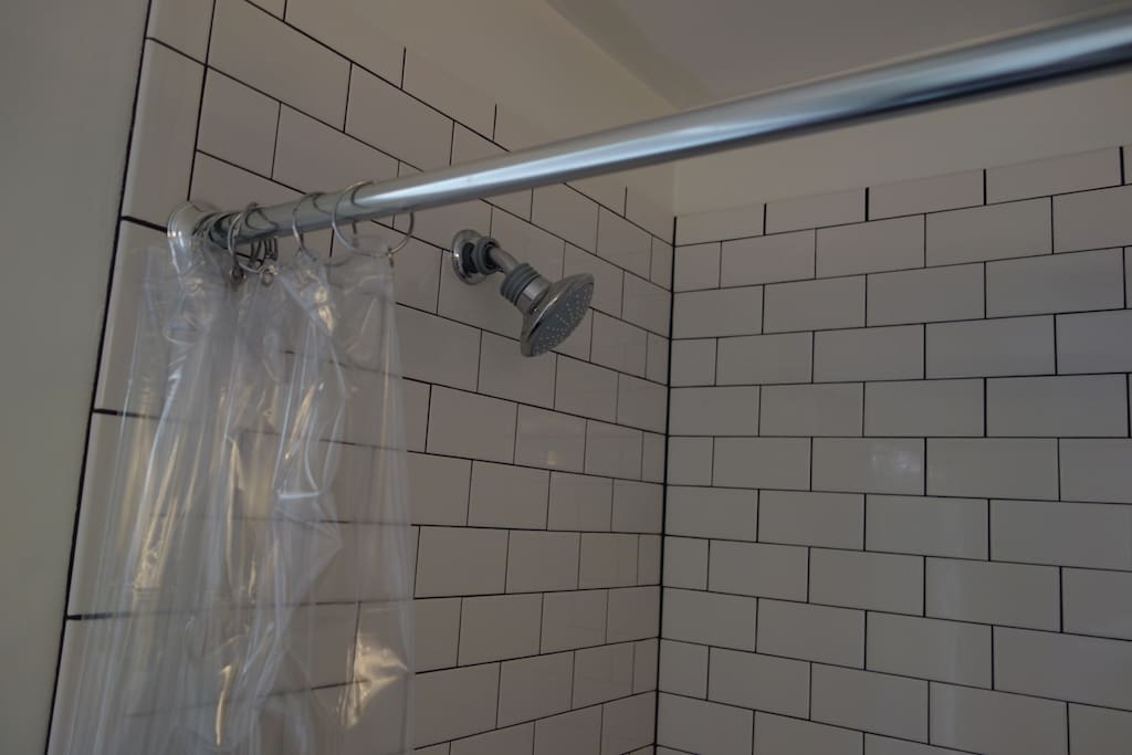 container-homes-airbnb-carolina-beach-nc-14