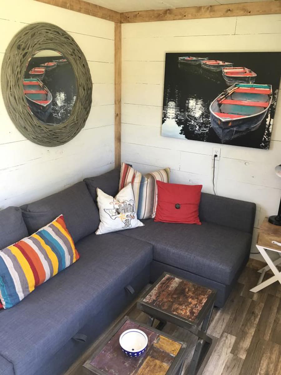 backcountry-container-cabin-4