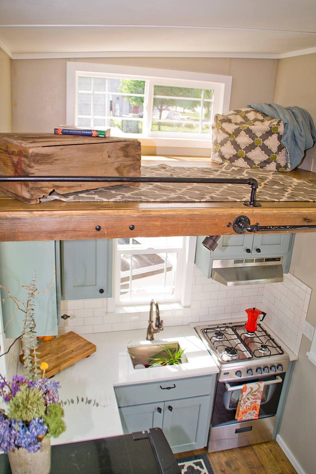 mouse-house-tiny-home-3