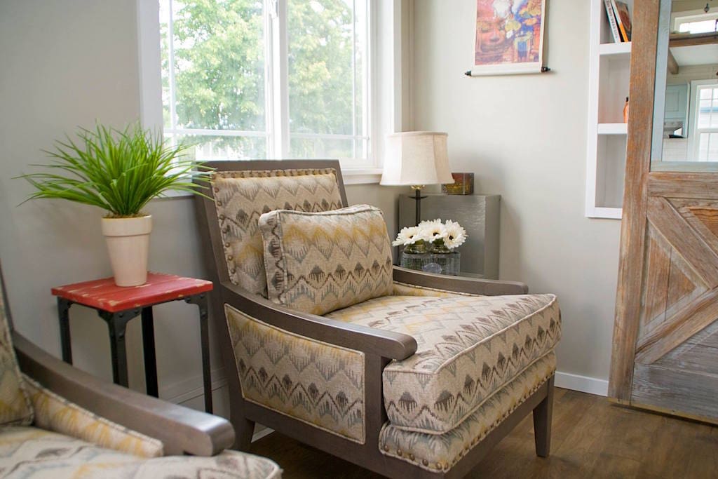 mouse-house-tiny-home-7