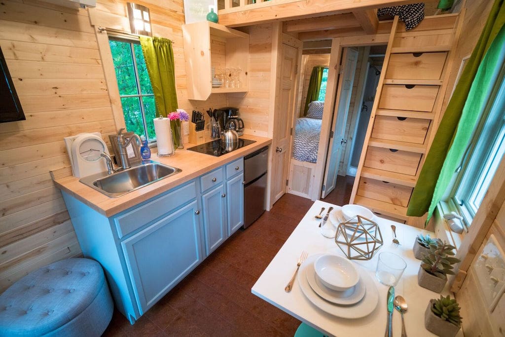 zoe-tiny-house-village-cypress-tumbleweed-mount-hood-3