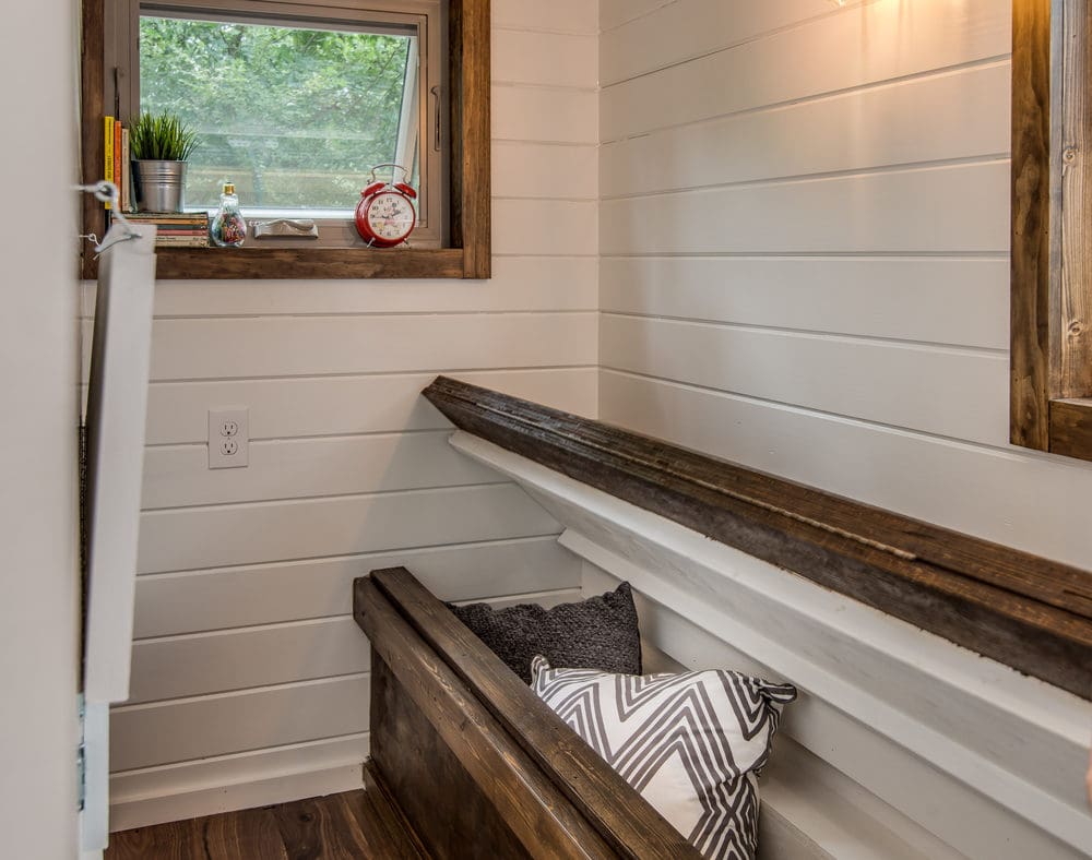 cedar-mountain-new-frontier-tiny-homes-9