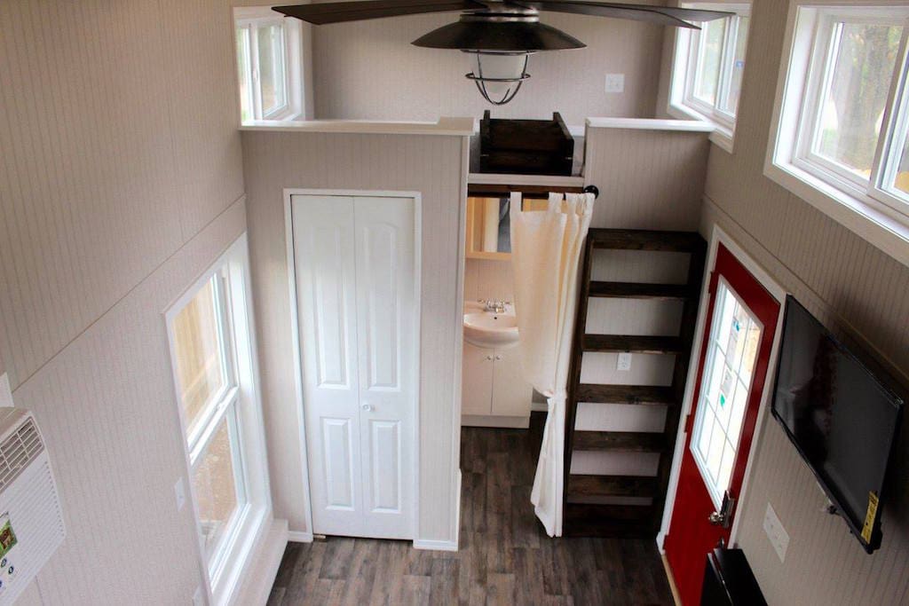 manor-grey-mini-mansions-2