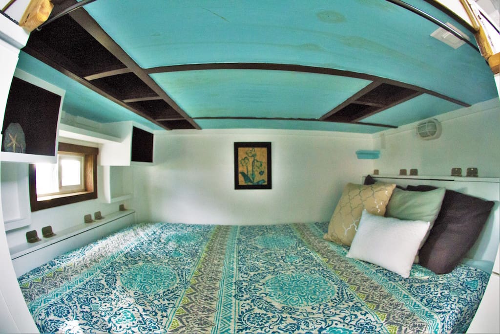 raw-design-creative-tiny-house-7