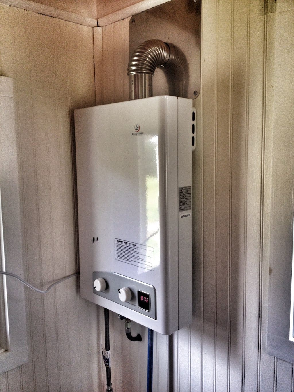 the-little-red-house-4