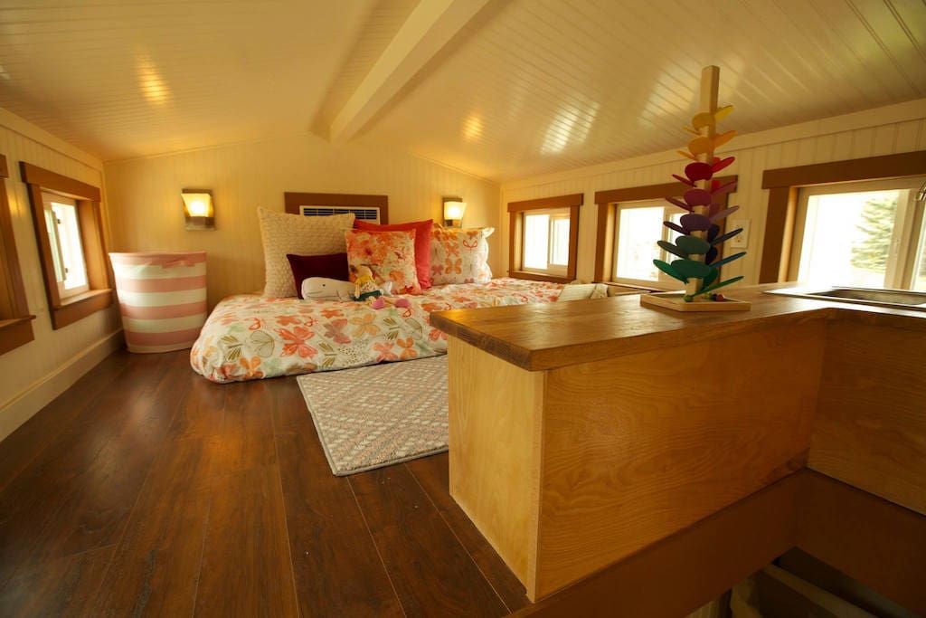 custom-craftsman-tiny-house-nation-12