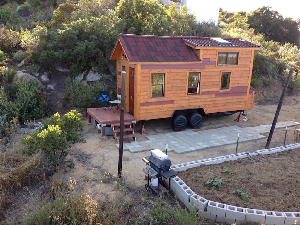 eddies-tiny-house-1
