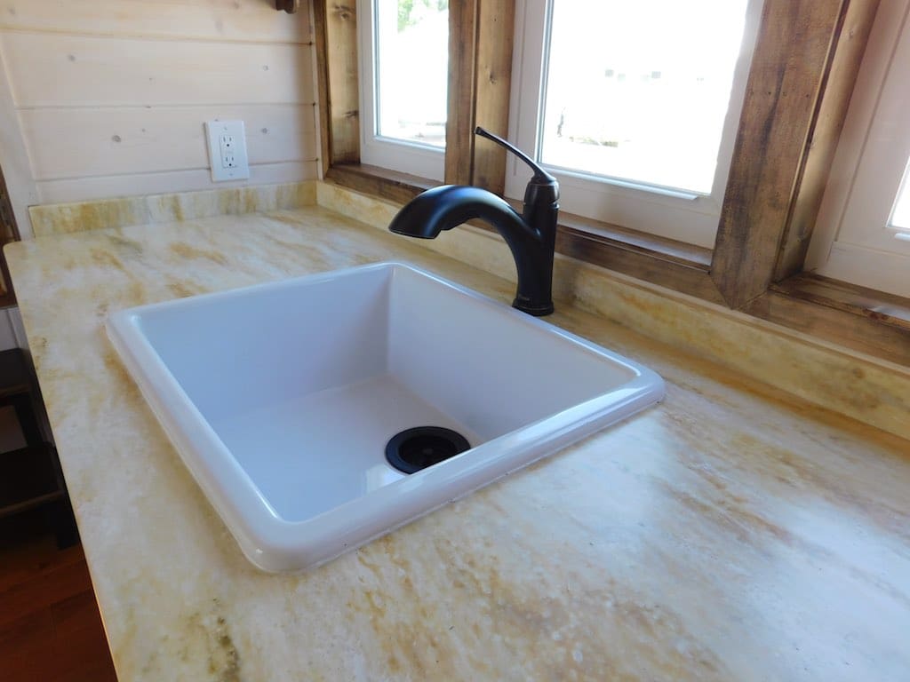 rose-cut-tiny-diamond-homes-10