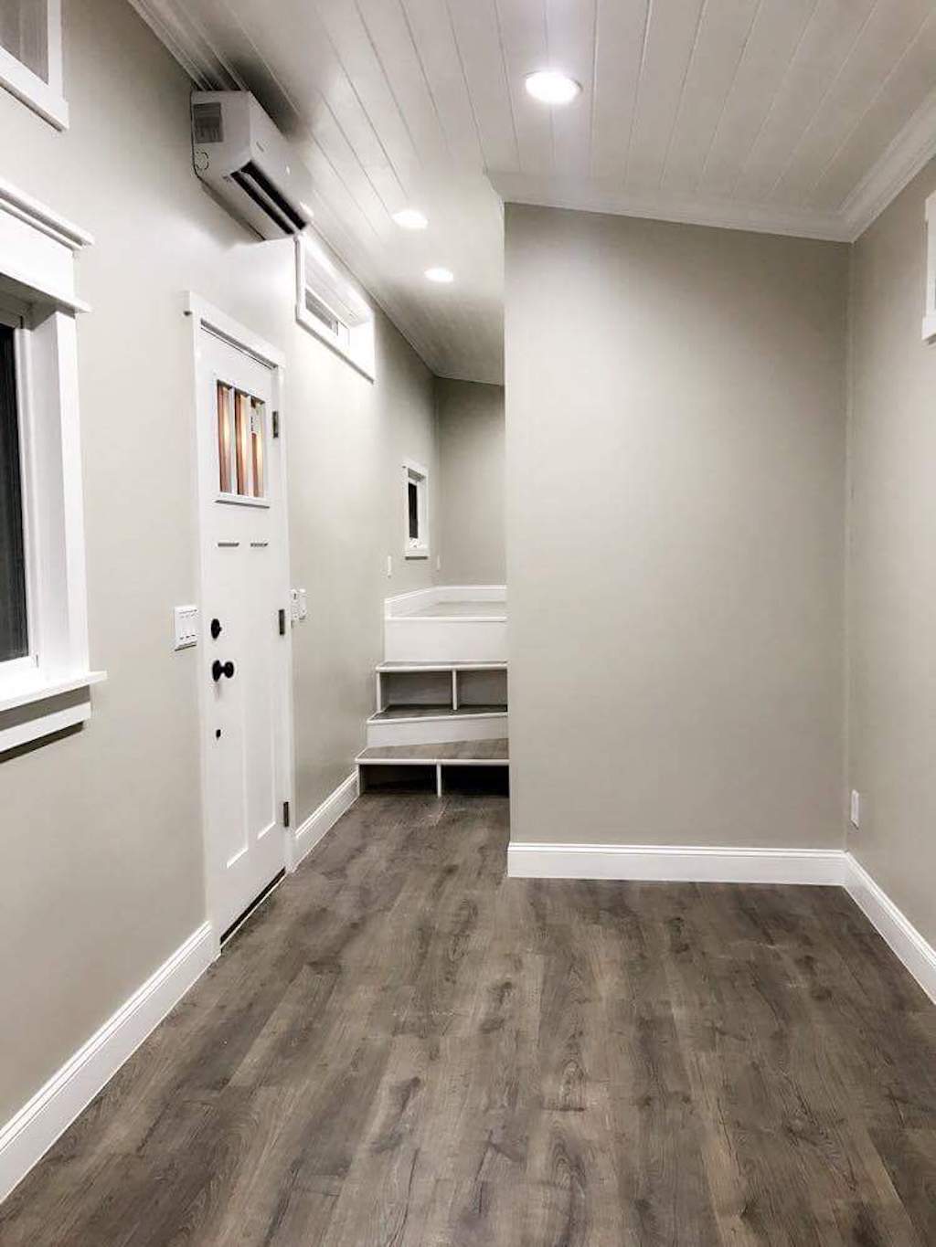 35-ft-5th-wheel-tiny-house-7