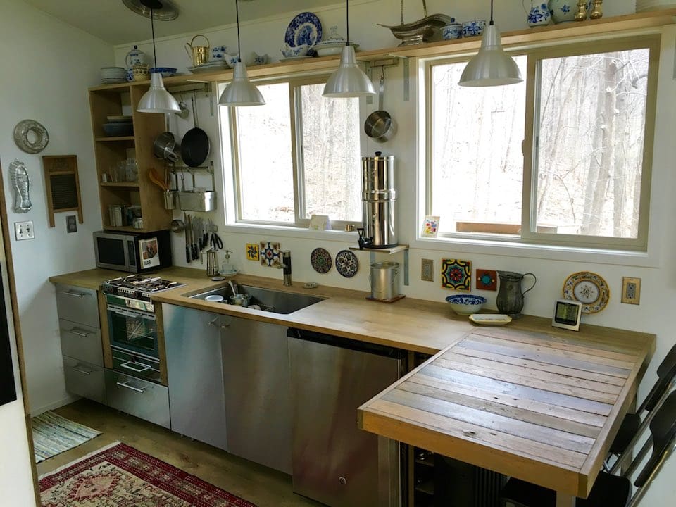 simply-enough-tiny-house-4