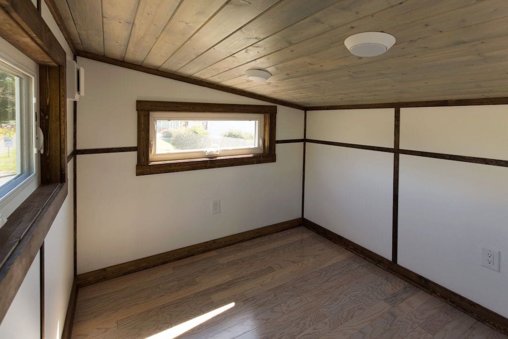 the-view-tiny-house-swoon-12