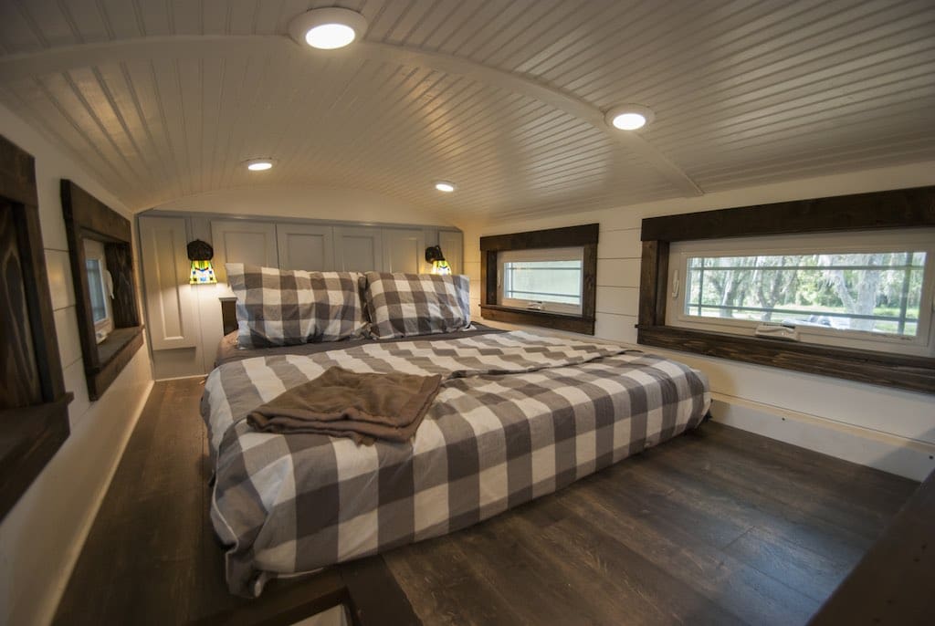 tiny-luxury-new-beginning-homes-10