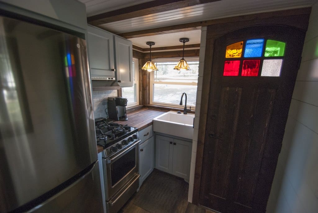 tiny-luxury-new-beginning-homes-4