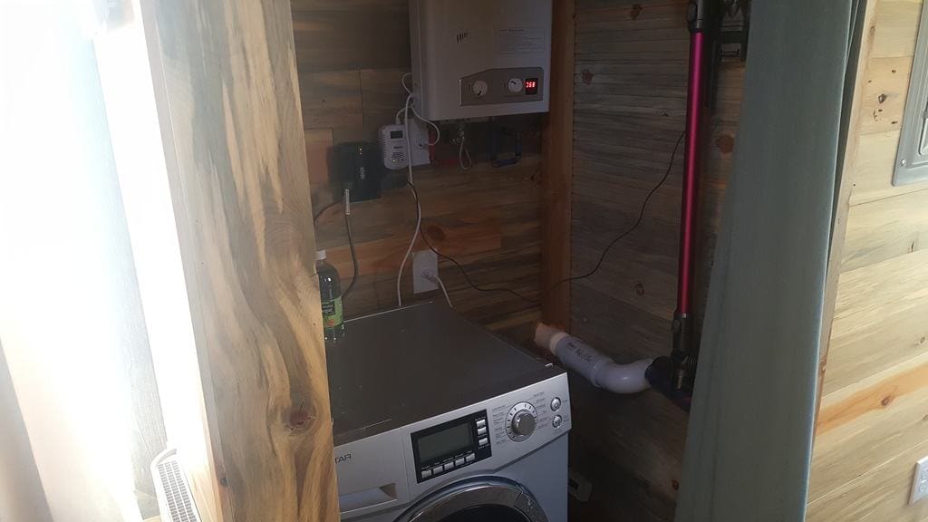 28-feet-sips-tiny-house-tennessee-8