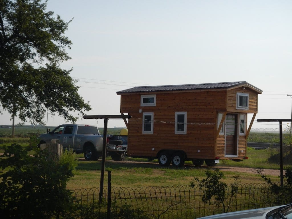 stephanis-tiny-house-college-student-1