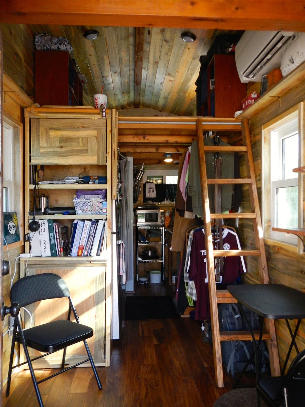 stephanis-tiny-house-college-student-6
