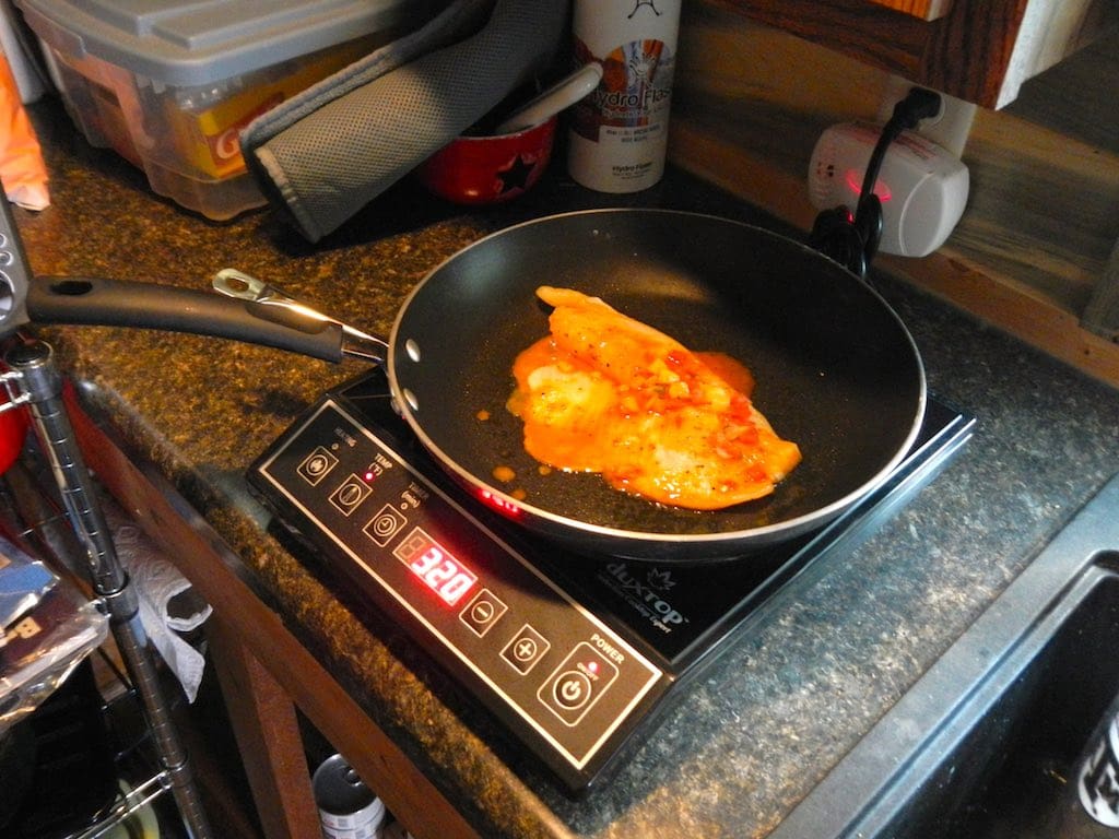 stephanis-tiny-house-college-student-9