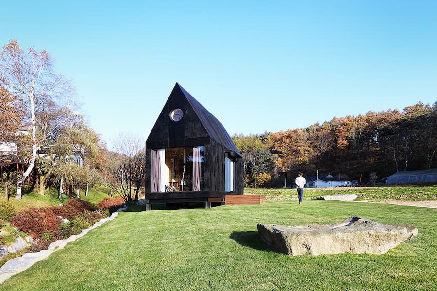 the-plus-partners-tiny-house-slow-town-1