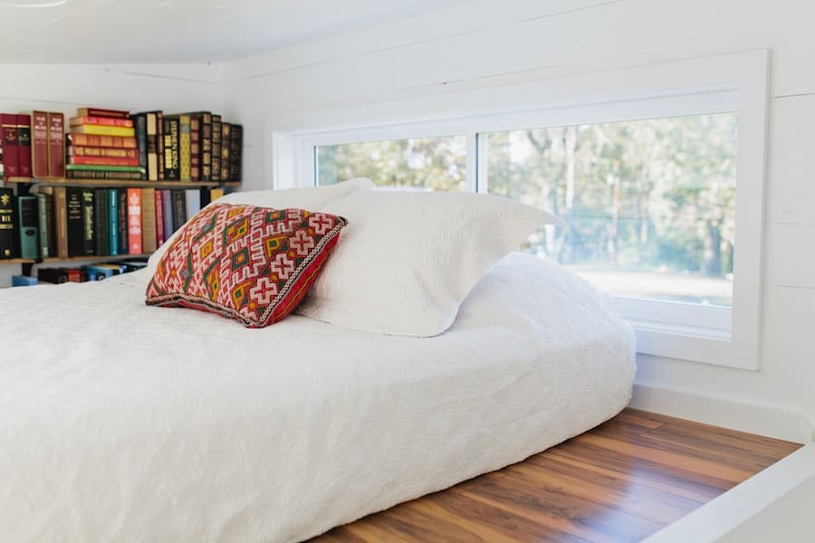 golden-american-tiny-house-17