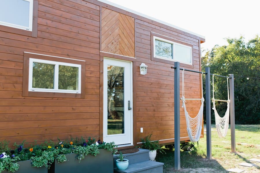golden-american-tiny-house-22