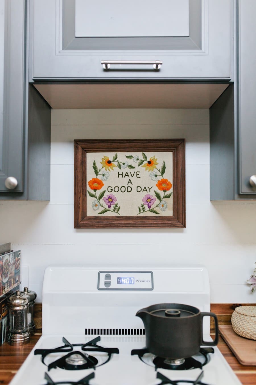 golden-american-tiny-house-6