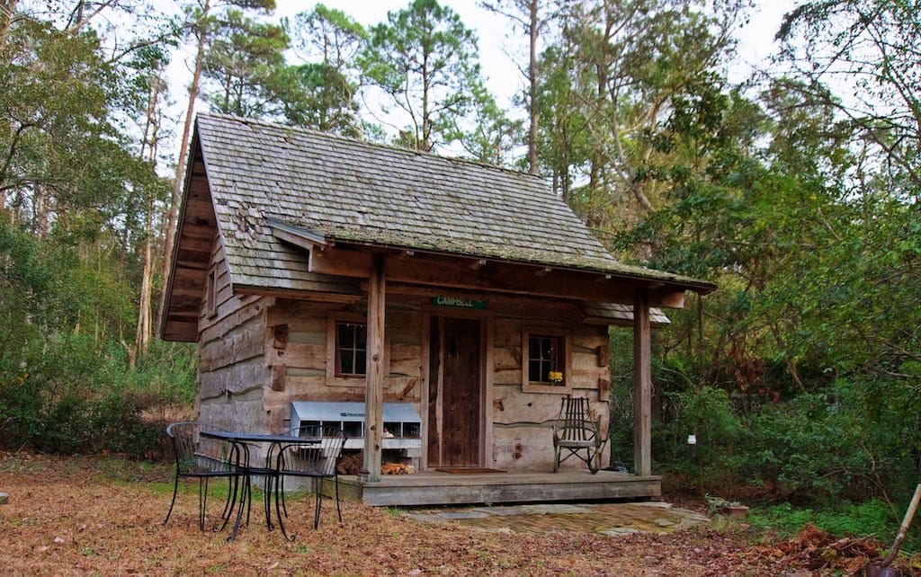 tiny-cabin-1