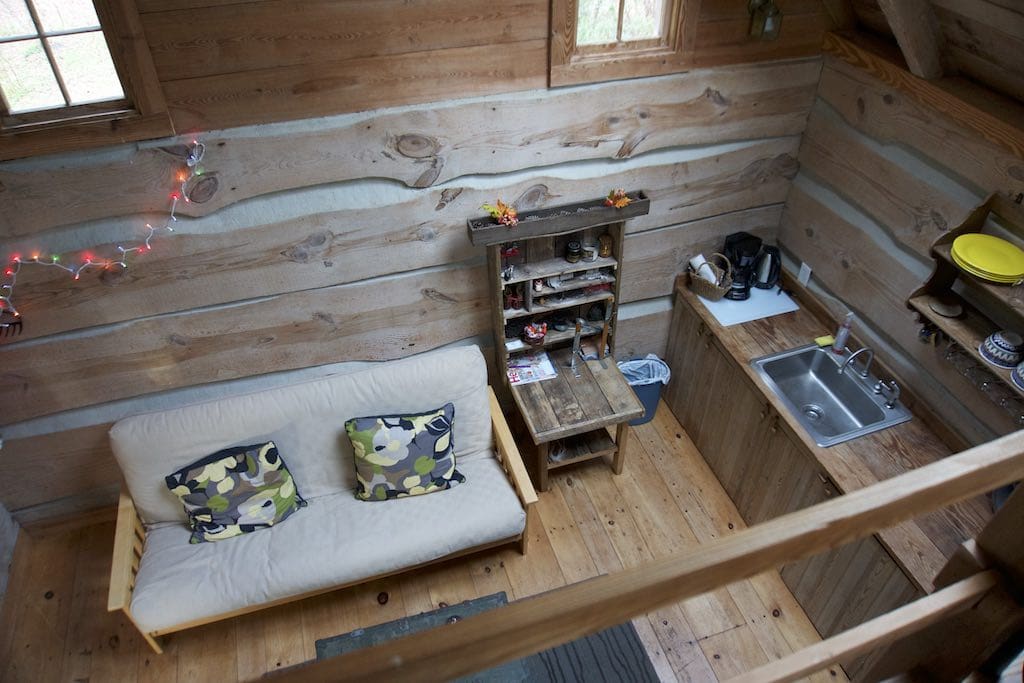 tiny-cabin-10