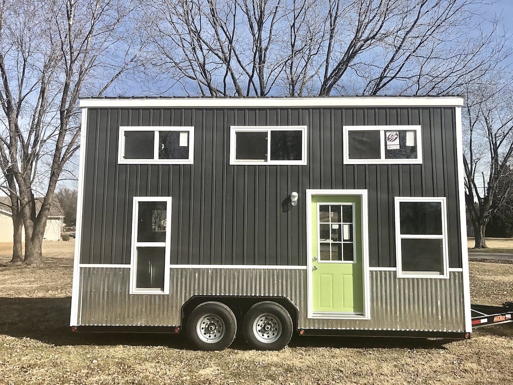 chic-shack-lime-green-mini-mansions-tiny-homes-17