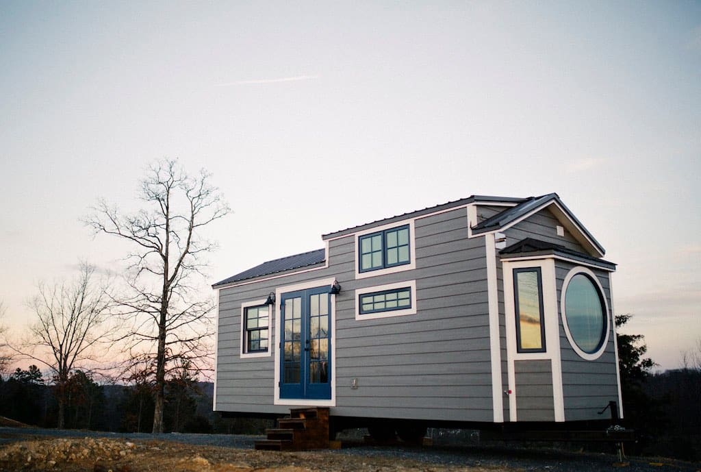 the-monocle-wind-river-tiny-homes-1