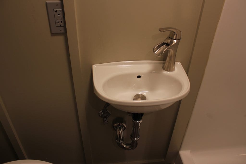 the-stopover-tiny-house-dallas-texas-6