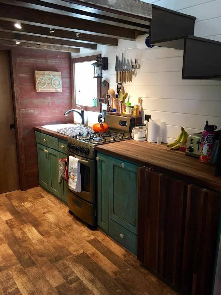 hastings-tiny-house-7