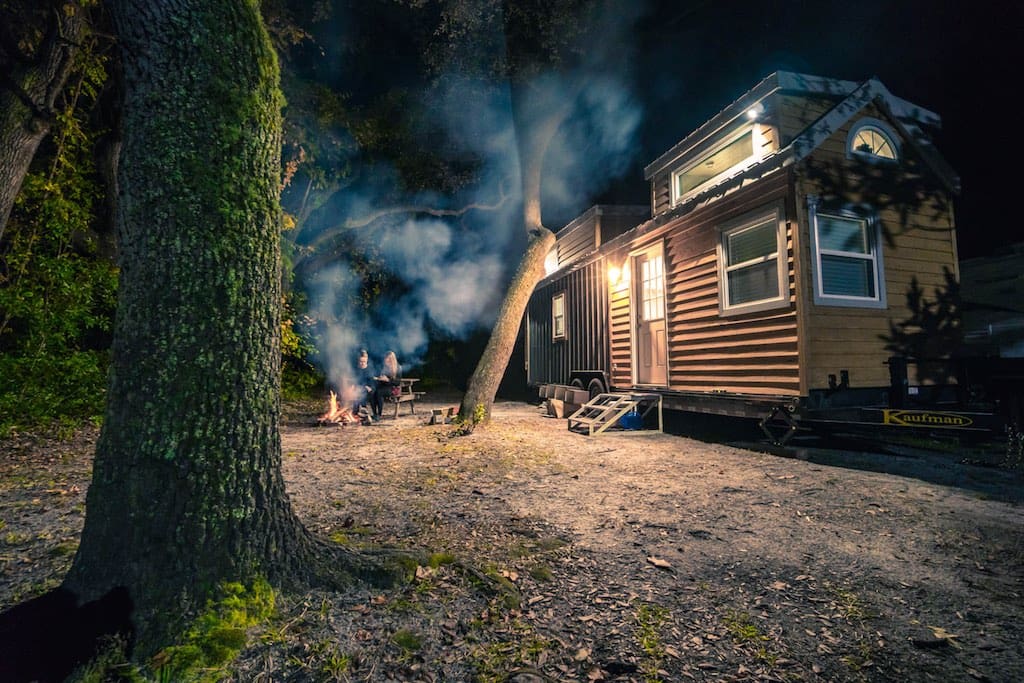 Little Bitty Tiny House 8 little-bitty-tiny-house-1