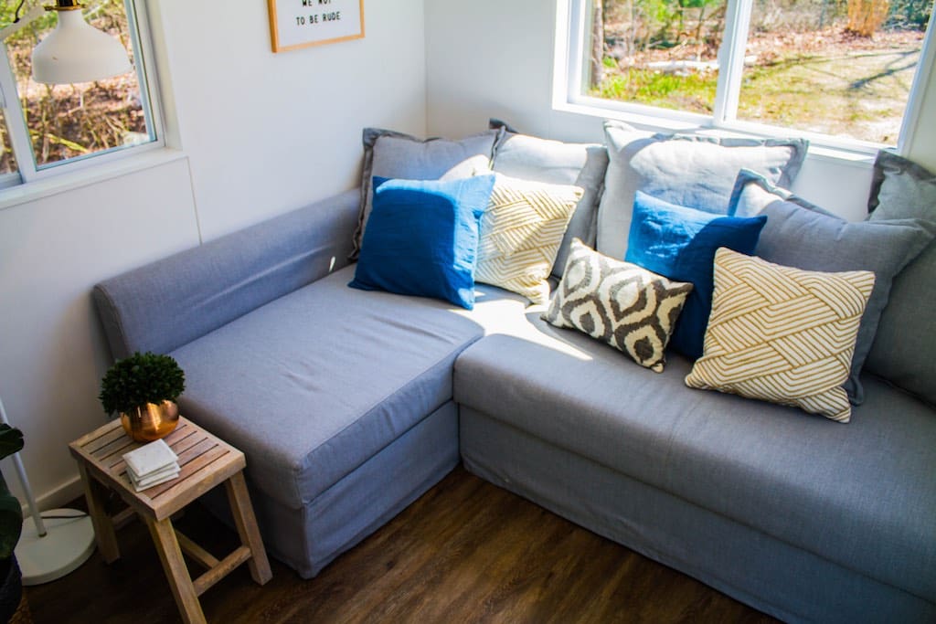 river-resort-tiny-house-3